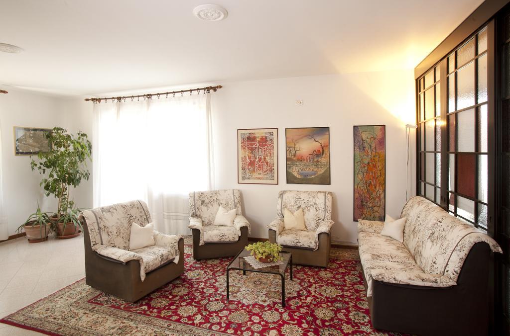 Residence Le Balze مالتشيزينيه المظهر الخارجي الصورة